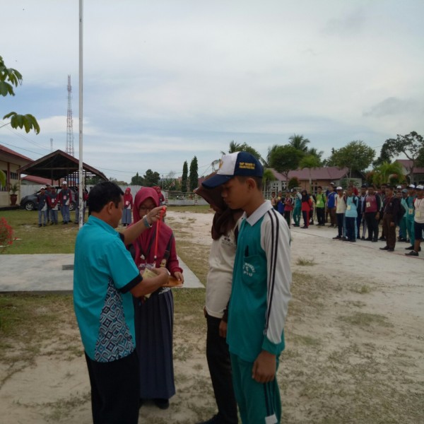 PENUTUPAN KEGIATAN PENGENALAN LINGKUNGAN SEKOLAH