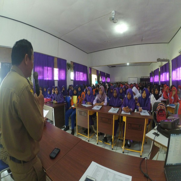 Pembekalan siswa praktek kerja industri (PKL) tahun ajaran 2016-2017